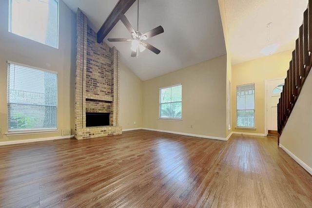 11 Brentwood Oaks Court, The Woodlands, TX 77381