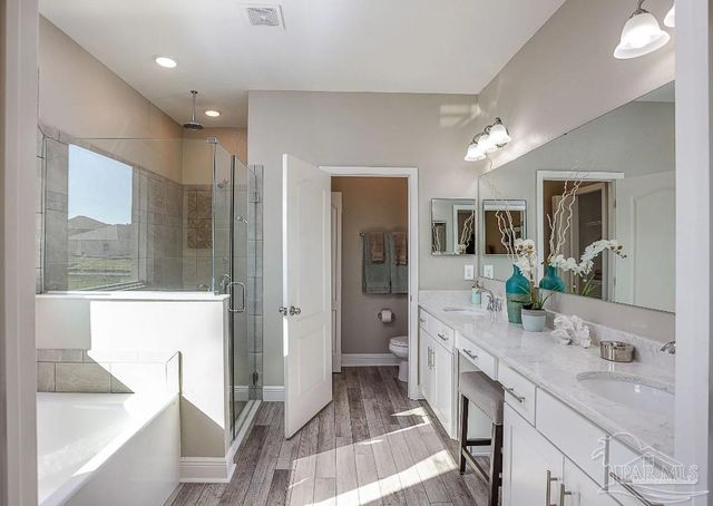 2935 Bellview Pointe Cir, Pensacola, FL 32526