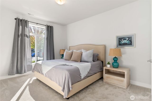 33473 Walnut Avenue SE, Black Diamond, WA 98010