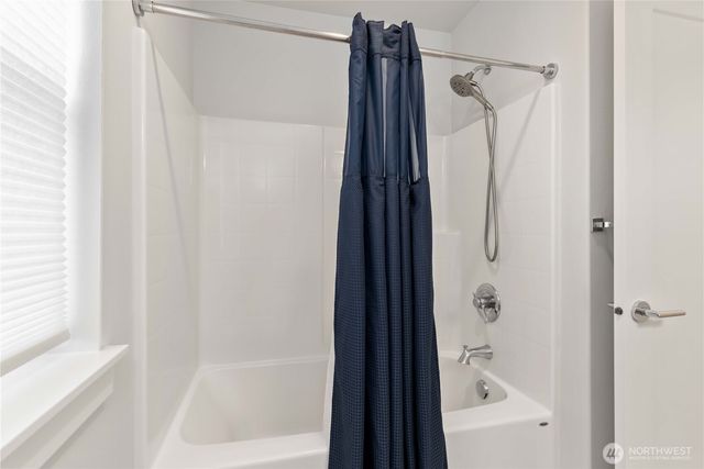 33473 Walnut Avenue SE, Black Diamond, WA 98010