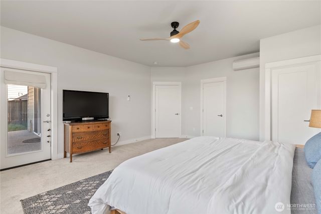 33473 Walnut Avenue SE, Black Diamond, WA 98010