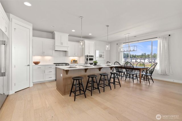 33473 Walnut Avenue SE, Black Diamond, WA 98010