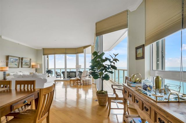 6051 N Ocean Dr 1501, Hollywood, FL 33019