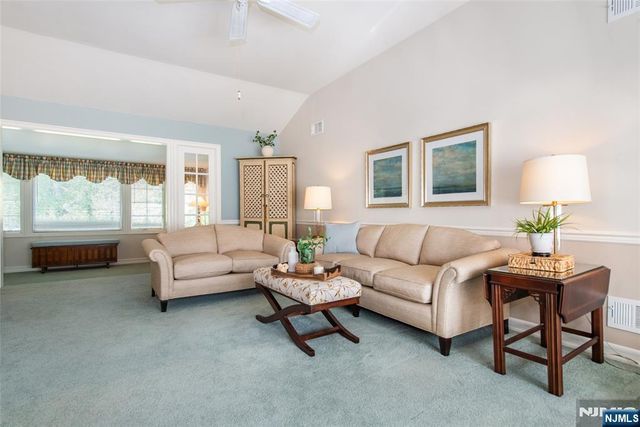 9 Roseland Avenue, Roseland, NJ 07068