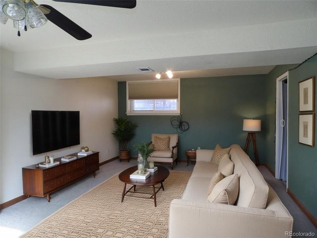 2950 Lancaster Dr, Pueblo, CO 81005