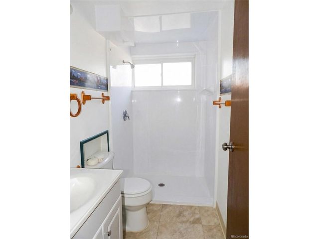 2950 Lancaster Dr, Pueblo, CO 81005