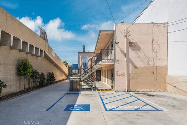 13420 Hawthorne Boulevard, Hawthorne, CA 90250