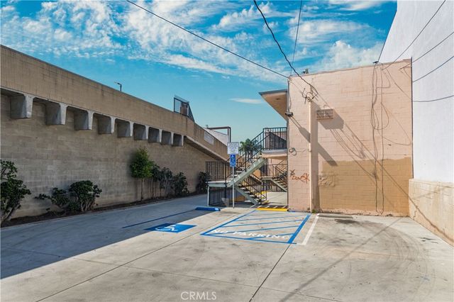 13420 Hawthorne Boulevard, Hawthorne, CA 90250