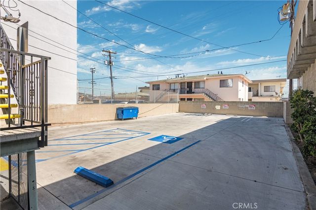 13420 Hawthorne Boulevard, Hawthorne, CA 90250