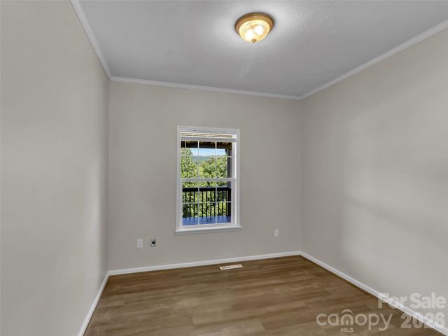 8 Worley Ridge Trail, Candler, NC 28715