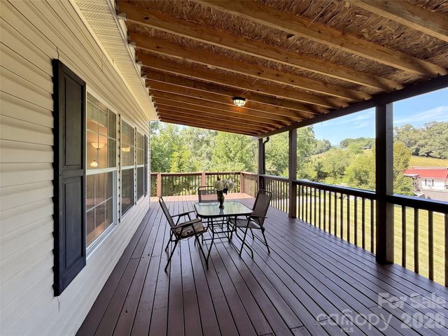 8 Worley Ridge Trail, Candler, NC 28715