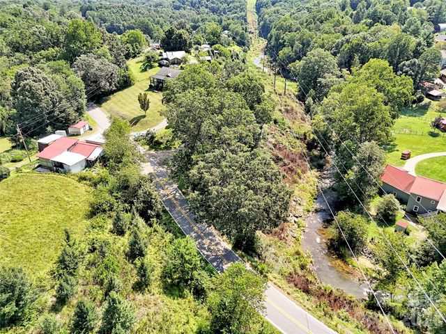 8 Worley Ridge Trail, Candler, NC 28715