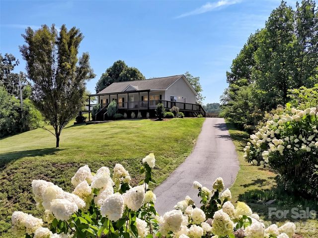 8 Worley Ridge Trail, Candler, NC 28715