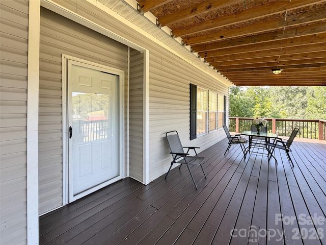 8 Worley Ridge Trail, Candler, NC 28715
