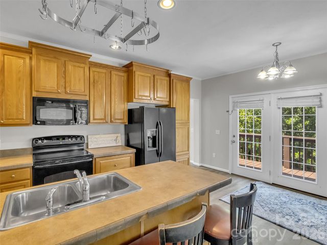 8 Worley Ridge Trail, Candler, NC 28715