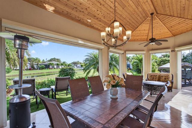 391 Sundial Circle 391, Pompano Beach, FL 33068