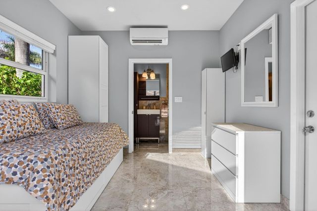 391 Sundial Circle 391, Pompano Beach, FL 33068