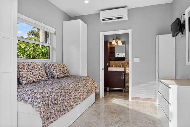 391 Sundial Circle 391, Pompano Beach, FL 33068