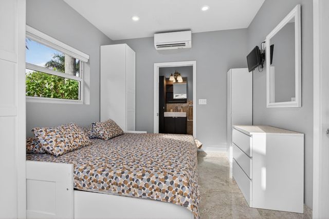 391 Sundial Circle 391, Pompano Beach, FL 33068