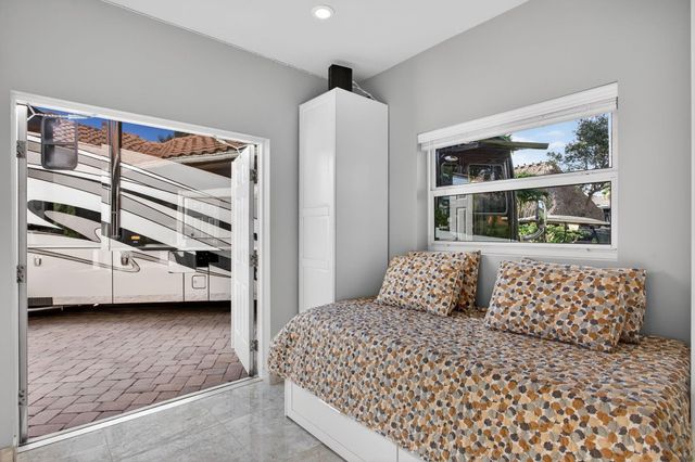 391 Sundial Circle 391, Pompano Beach, FL 33068