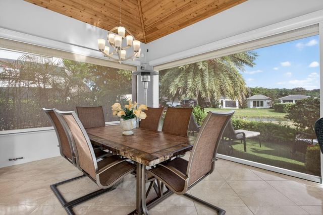 391 Sundial Circle 391, Pompano Beach, FL 33068