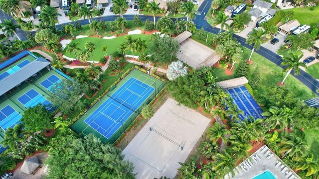 391 Sundial Circle 391, Pompano Beach, FL 33068