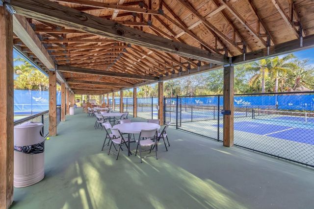 391 Sundial Circle 391, Pompano Beach, FL 33068