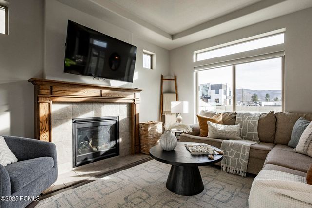 375 W Meadow Walk Drive, Heber City, UT 84032