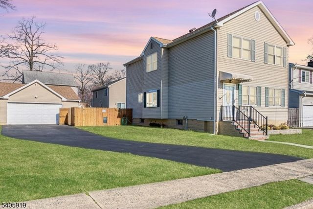 33 W Park Ave, Woodbridge Twp., NJ 07001