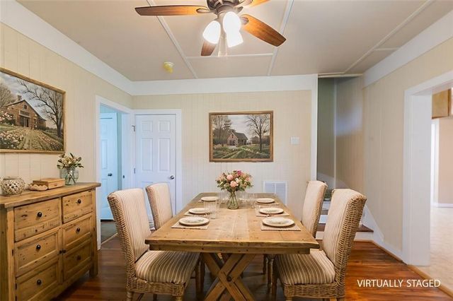 305 Grove SE Avenue, Lindale, GA 30147