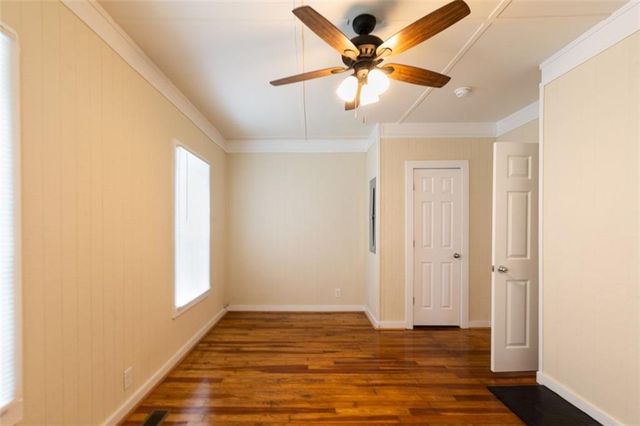 305 Grove SE Avenue, Lindale, GA 30147