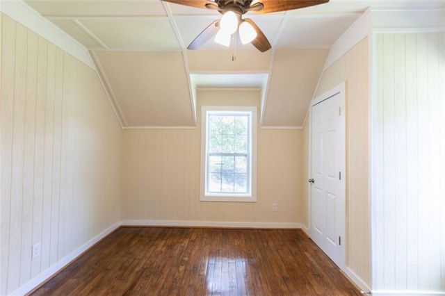 305 Grove SE Avenue, Lindale, GA 30147