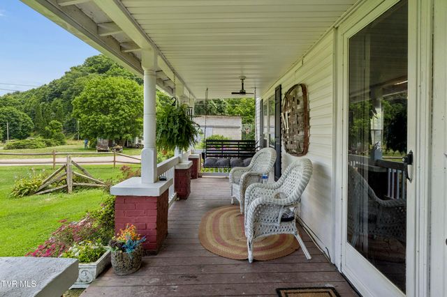 116 Eggers Branch Road, Trade, TN 37691