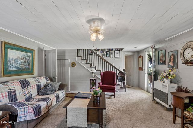 116 Eggers Branch Road, Trade, TN 37691