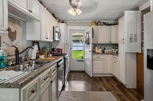 116 Eggers Branch Road, Trade, TN 37691