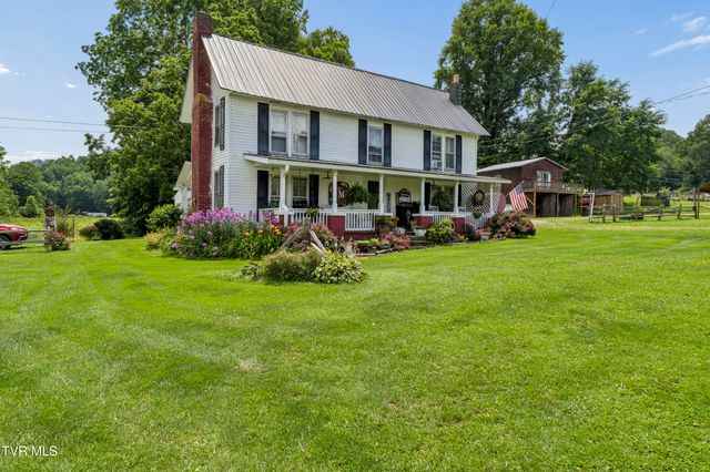 116 Eggers Branch Road, Trade, TN 37691