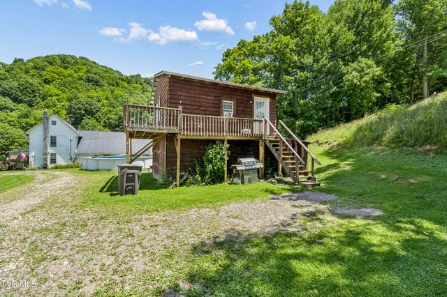116 Eggers Branch Road, Trade, TN 37691
