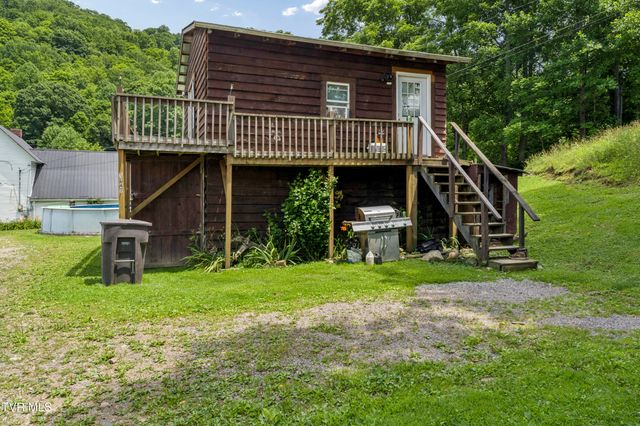 116 Eggers Branch Road, Trade, TN 37691
