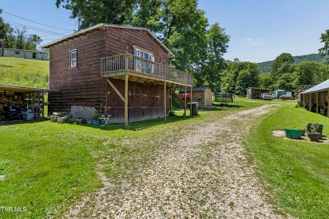 116 Eggers Branch Road, Trade, TN 37691