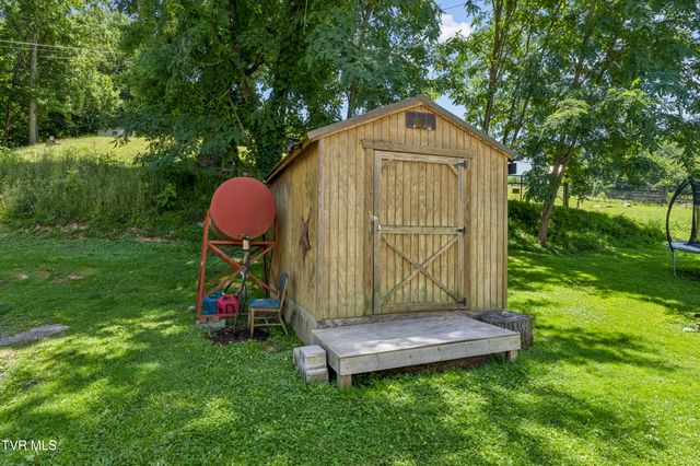 116 Eggers Branch Road, Trade, TN 37691