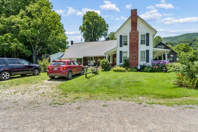 116 Eggers Branch Road, Trade, TN 37691