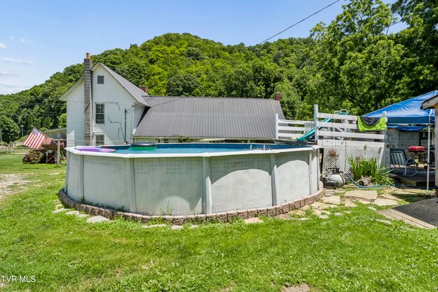 116 Eggers Branch Road, Trade, TN 37691