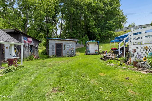 116 Eggers Branch Road, Trade, TN 37691
