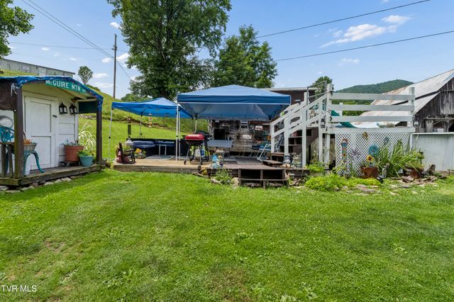 116 Eggers Branch Road, Trade, TN 37691