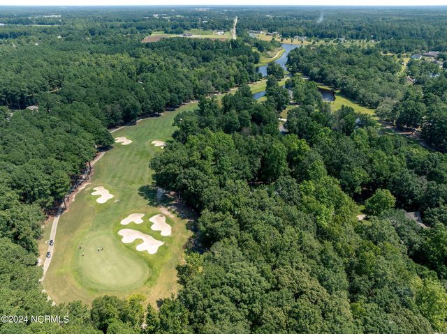 105 Legacy Oaks Drive, Wallace, NC 28466