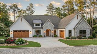 105 Legacy Oaks Drive, Wallace, NC 28466