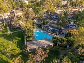 921 Creekside Dr, Fullerton, CA 92833