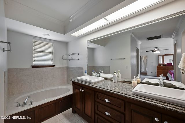 9662 TRENDLE Lane, Jacksonville, FL 32257