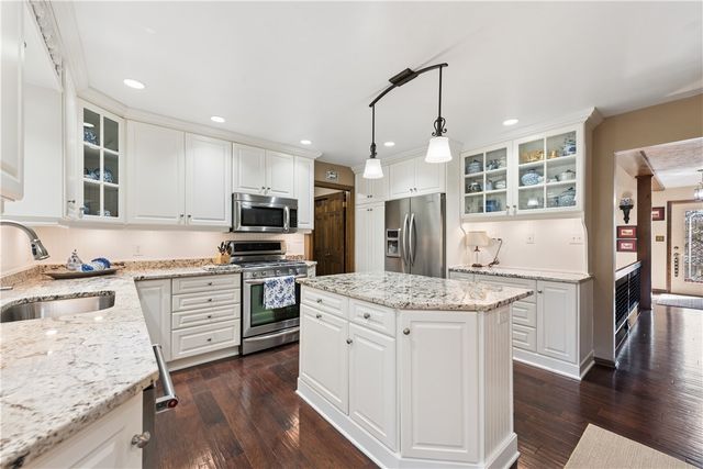 3863 Grove Road, Richland, PA 15044