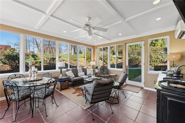 3863 Grove Road, Richland, PA 15044